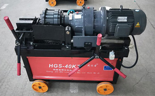 滾絲機設(shè)備安全操作注意事項